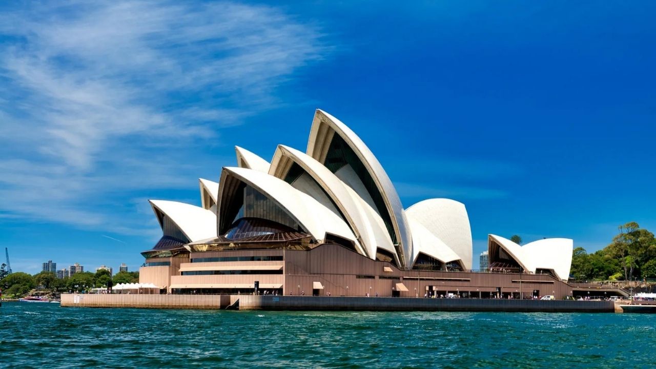 sydney opera house